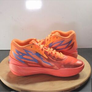 Lamelo Ball MB.02 Supernova youth/kids sneakers. Sz 6 kids fits Sz 7/7.5 women